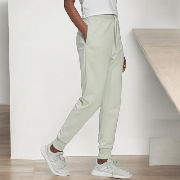 NEW DAILY RITUAL Joggers with Pockets & Drawstring Waist Parachute XXL Green NWT - Picture 10 of 13